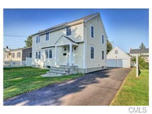 31 Catherine Ter, Fairfield, CT 06824-6462