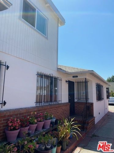 1422 98th Ave, Oakland CA  94603-2502 exterior