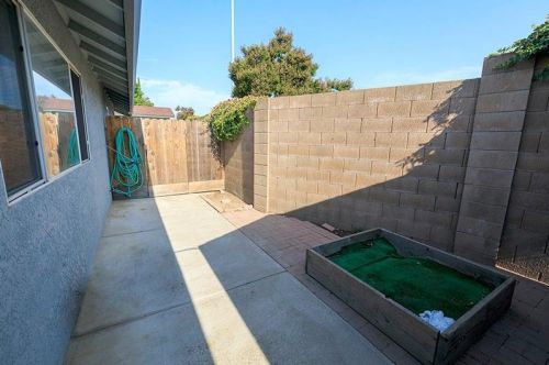 1756 Snowy River St, Valley Home CA  95361-8741 exterior