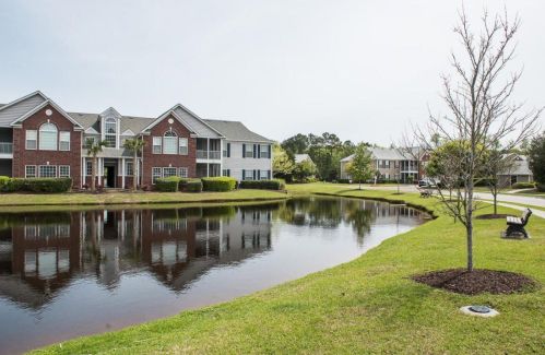 1453 Belcourt Ln, Mount Pleasant SC  29466-8103 exterior