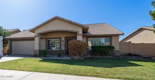 801 Chicago St, Chandler, AZ 85225-9424