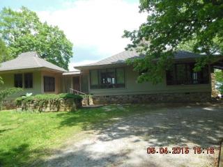 3217 Sherwood Rd, Sewanee, TN 37375-2629