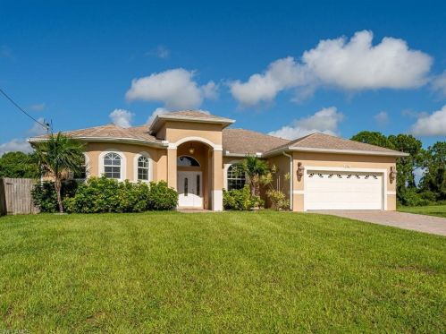 4700 Olive Ave, Lehigh Acres, FL 33976-4638