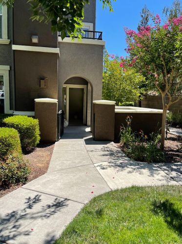 5564 Tares Cir, Elk Grove, CA 95757-4363