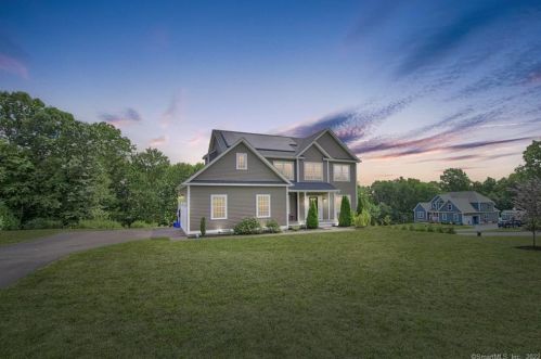 10 Kyle Joseph Ter, Waterbury CT  06712-6801 exterior