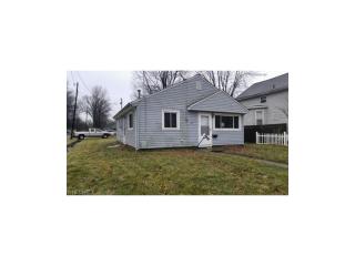 917 Eastern Heights Blvd, Elyria OH  44035-6517 exterior