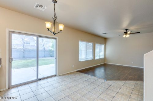 827 Anastasia St, San Tan Valley AZ  85140-5792 exterior