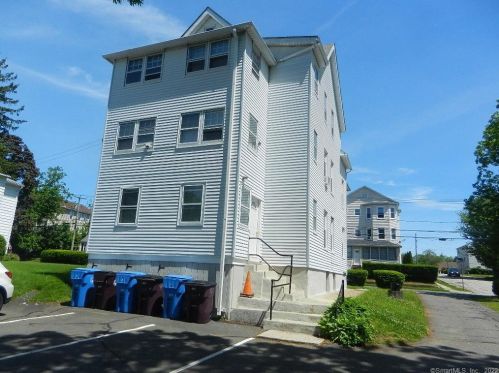 418 Burritt St, New Britain CT  06052-1207 exterior