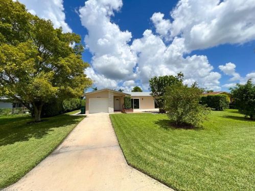 4357 23rd Ave, Naples, FL 34116-7009