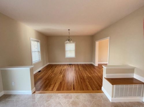 3 Stratford Rd, New Rochelle NY  10804-2519 exterior