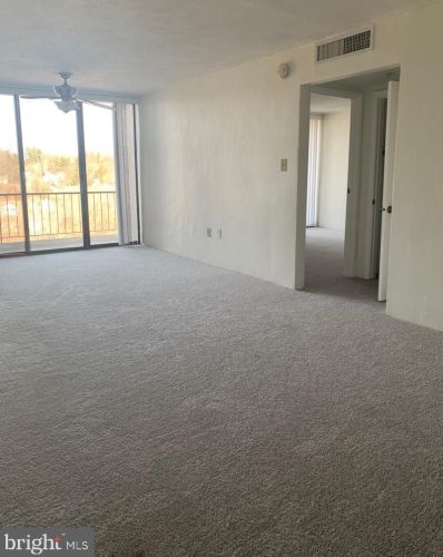 3222 Forest Ln, Collegeville, PA 19473-1090