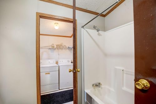 4609 74th Pl, Kenosha WI  53142-3711 exterior