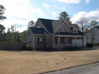 1095 Magnolia Dr, Aberdeen NC  28315-2231 exterior