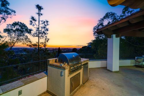 9775 Alto Dr, La Mesa CA 91941-4450 exterior