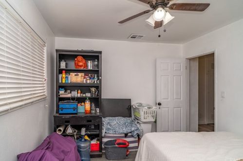 5887 Paramount Dr, Riverside CA 92509-0806 exterior