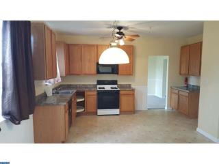 6 Diprinzio Dr, Pottstown PA  19464-2039 exterior