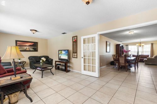 14248 Paddock Dr, West Palm Beach FL  33414-7812 exterior