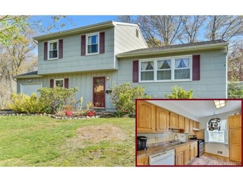 5 Widgeon Dr, Berkeley Township, NJ 08721-1917