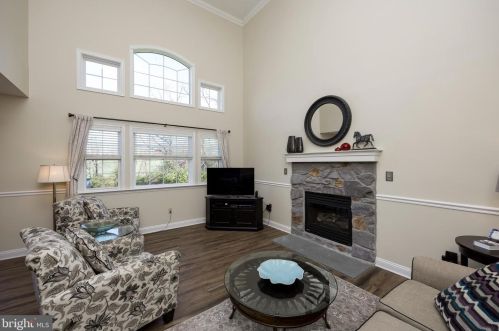 2015 School Rd, Pottstown PA  19465-8849 exterior