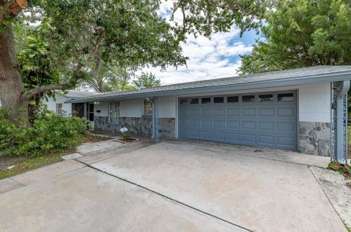 601 Thomas St, Kissimmee, FL 34741-4731