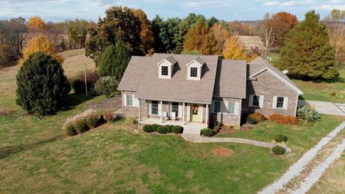 3094 Woodlawn Rd, Shelbyville, KY 40065-8360