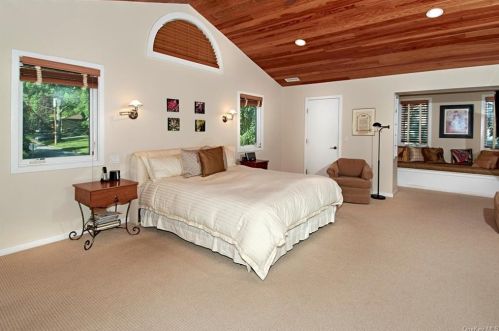 26 Bonwit Rd, Rye Brook NY  10573-1437 exterior