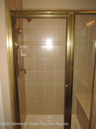 20 Plymouth Ct, Jackson Twp NJ  08527-6415 exterior