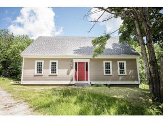 36 Old Mountain Rd, Northwood, NH 03261-4204