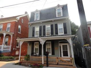 22 Pleasant Ave, Yoe, PA 17313-1820