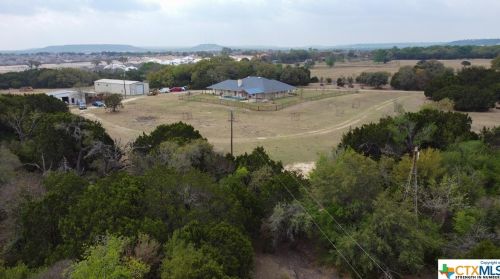 642 Glass Rd, Copperas Cove, TX 76522-7451