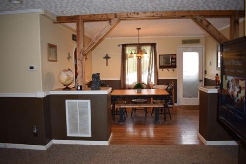 1814 Old Clarksville Pike, Chapmansboro, TN 37035-5112