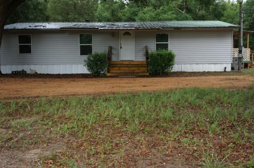 5425 Delona Rd, Milton, FL 32583-1612