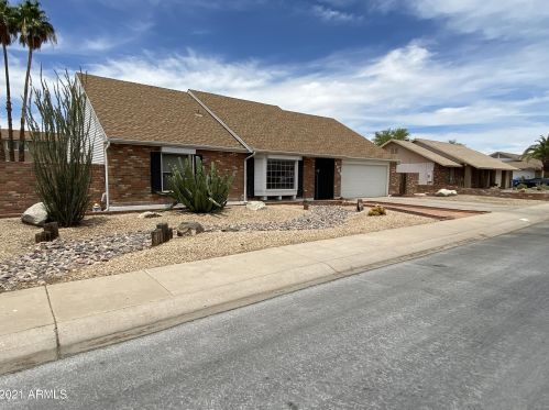 4408 Redfield Rd, Glendale, AZ 85306-5024