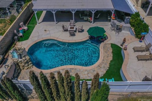 29914 Violet Hills Dr, Santa Clarita, CA 91387-1934