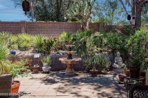 5221 Grouse Way, Tucson AZ 85742-9496 exterior
