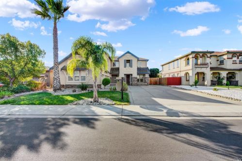 1000 Brighton Ct, Vacaville, CA 95687-8205