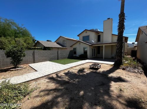 8725 Auriga Way, Tucson, AZ 85742-4819