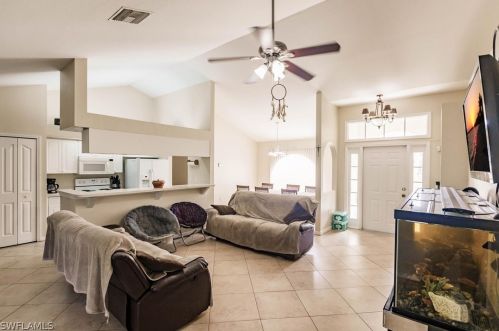 504 Redwood Ave, Lehigh Acres, FL 33974-4605