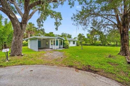 5275 Miller Bayou Dr, Port Richey, FL 34668-6224