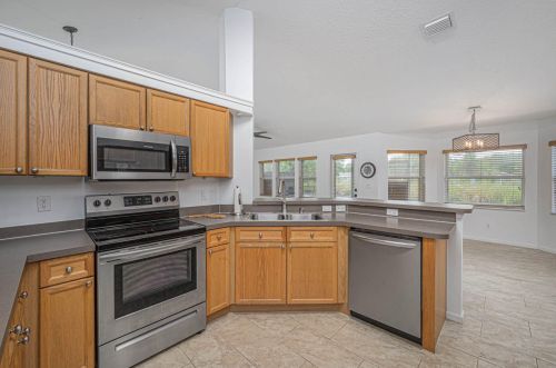 4801 Myrtle Dr, Fort Pierce FL  34982-3800 exterior