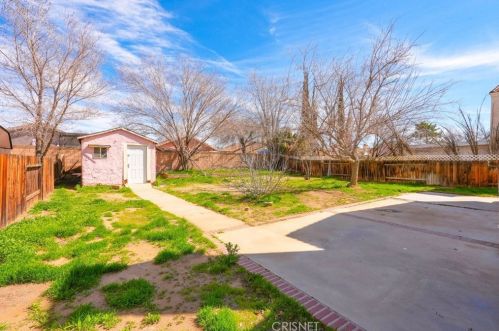 44920 Calston Ave, Lancaster CA  93535-1105 exterior