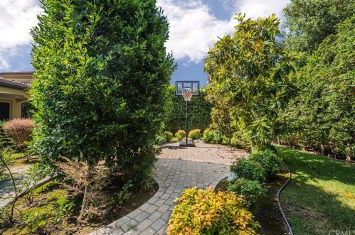 5735 Primrose Ave, Temple City CA  91780-2508 exterior