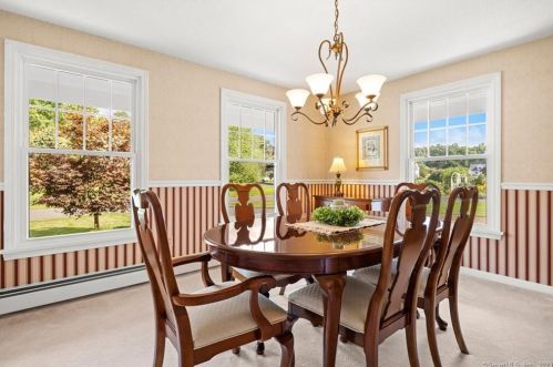 10 Wedgewood Ln, Wapping CT 06074-1580 exterior