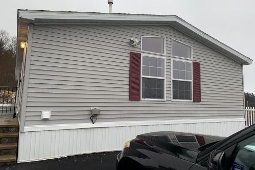 67 Coral Ln, Seabrook, NH 03874-4313