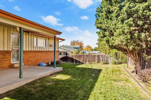 8180 Tpke Dr, Westminster CO 80031-4329 exterior