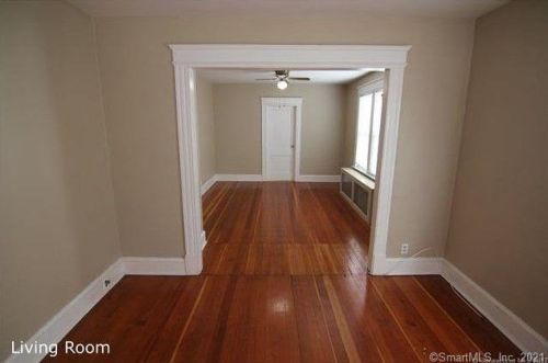 154 Greenwood Ave, Waterbury, CT 06704-2550