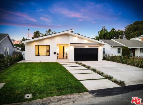 10421 Weddington St, North Hollywood, CA 91601-3530