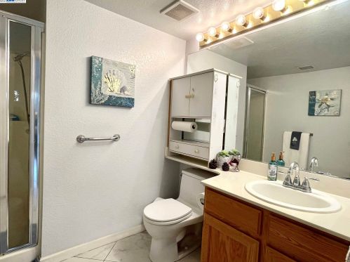 74 Ravenswood Ct, Oakley CA  94561-3062 exterior