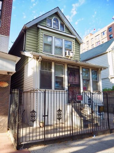 166-37 89th Ave, Jamaica, NY 11432-2410