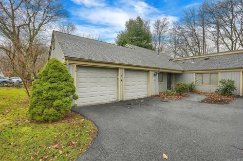 304 Heritage Hls, Somers Town, NY 10589-1727